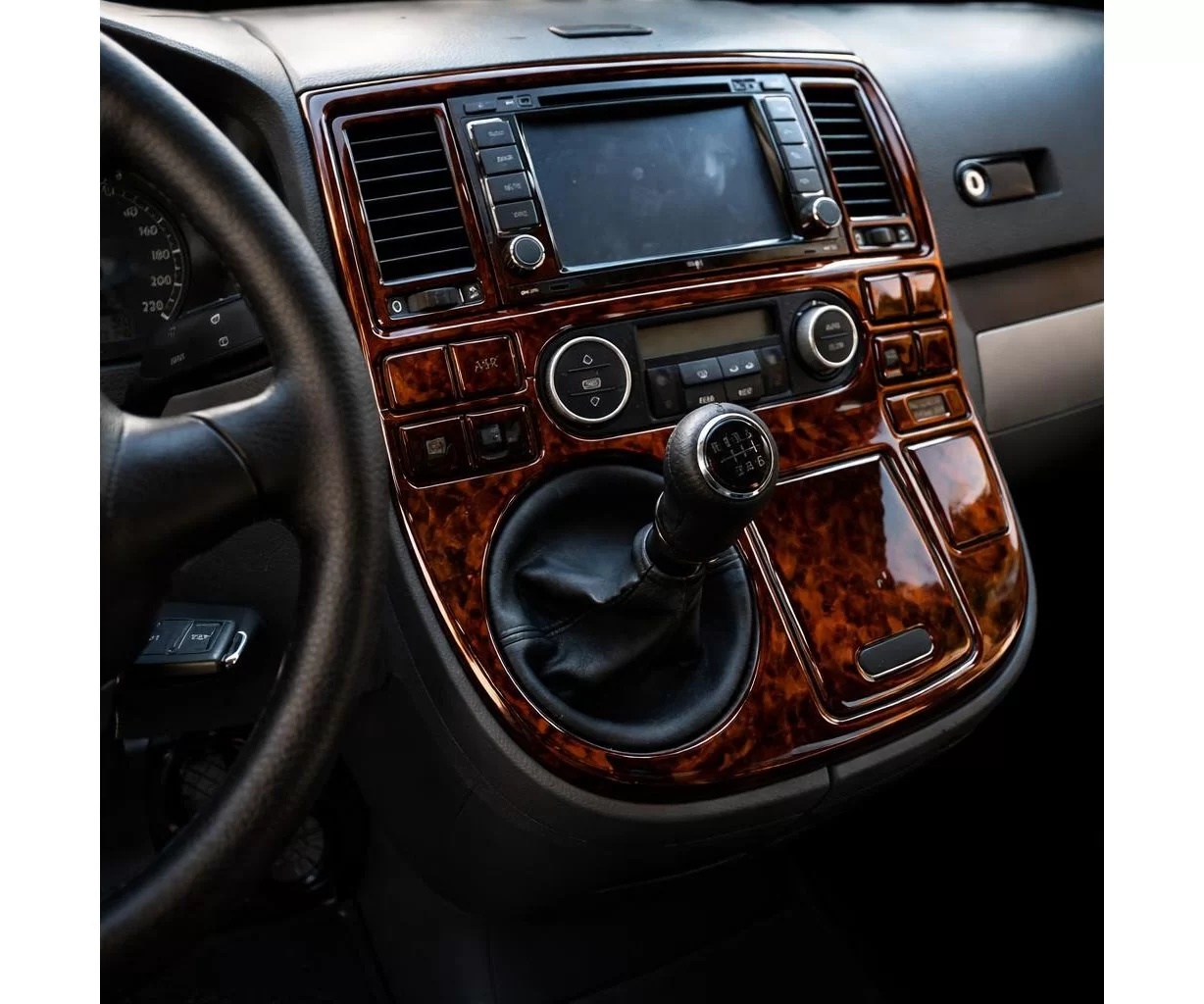 Volkswagen Multivan T5 08.03-08.09 Mascherine sagomate per rivestimento cruscotti 22-Decori