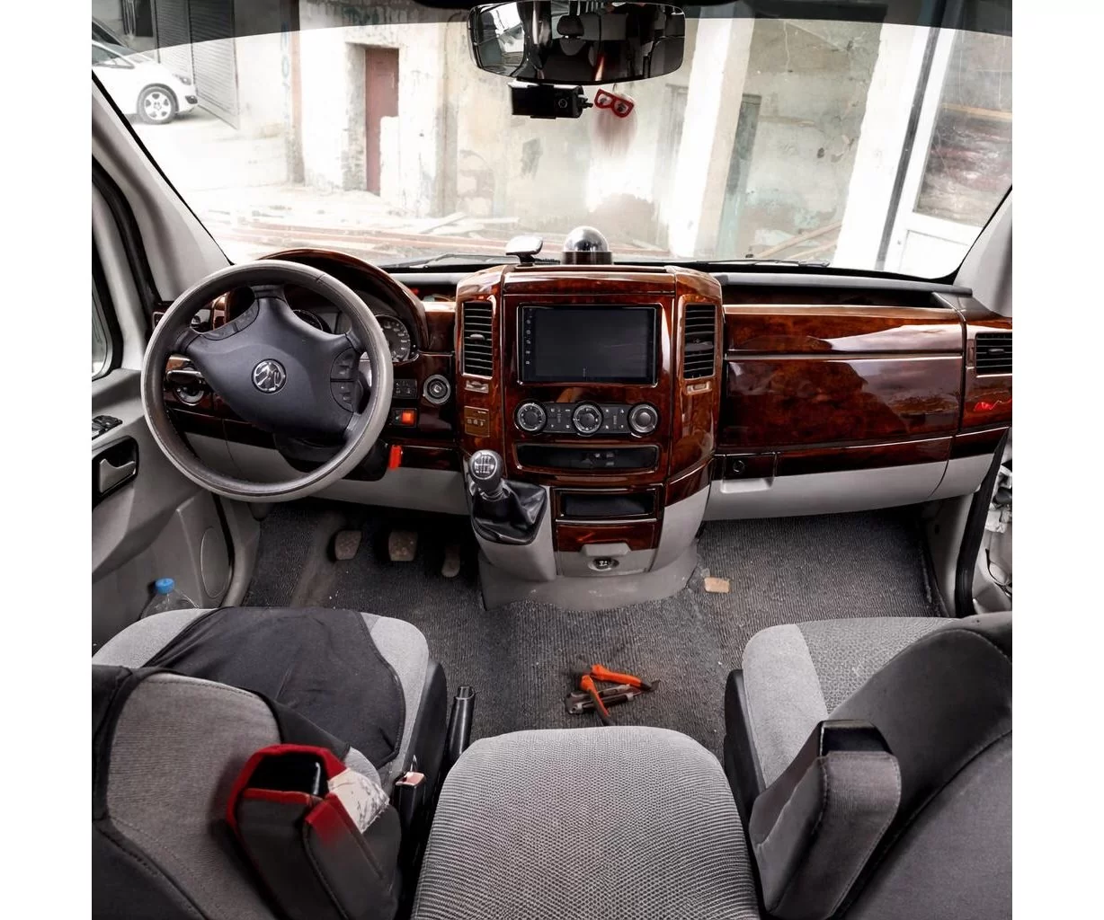 Mercedes Sprinter W906 04.2015 Mascherine sagomate per rivestimento cruscotti 51-Decori Mercedes Sprinter W906 04.2015 Mascherine sagomate per rivestimento cruscotti 51-Decori