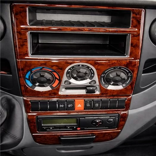 Iveco Daily 01.2010 Mascherine sagomate per rivestimento cruscotti 4-Decori Iveco Daily 01.2010 Mascherine sagomate per rivestimento cruscotti 4-Decori