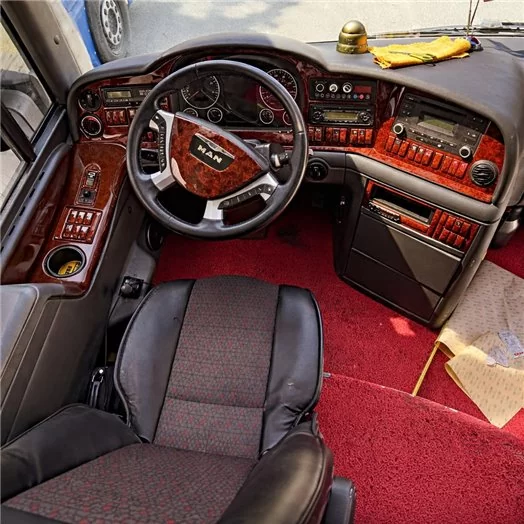 Kit di finiture per cruscotto interno MAN Lion's Coach III 2017 3D, finiture per cruscotto, decorazione 32 pezzi Kit di finiture per cruscotto interno MAN Lion's Coach III 2017 3D, finiture per cruscotto, decorazione 32 pezzi