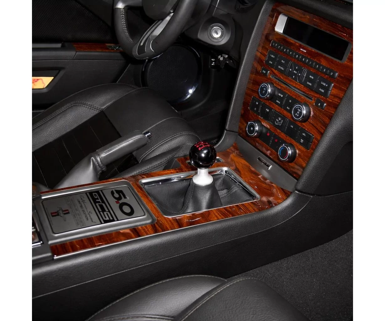 Ford Mustang 2010-2015 Mascherine sagomate per rivestimento cruscotti 13 Decori