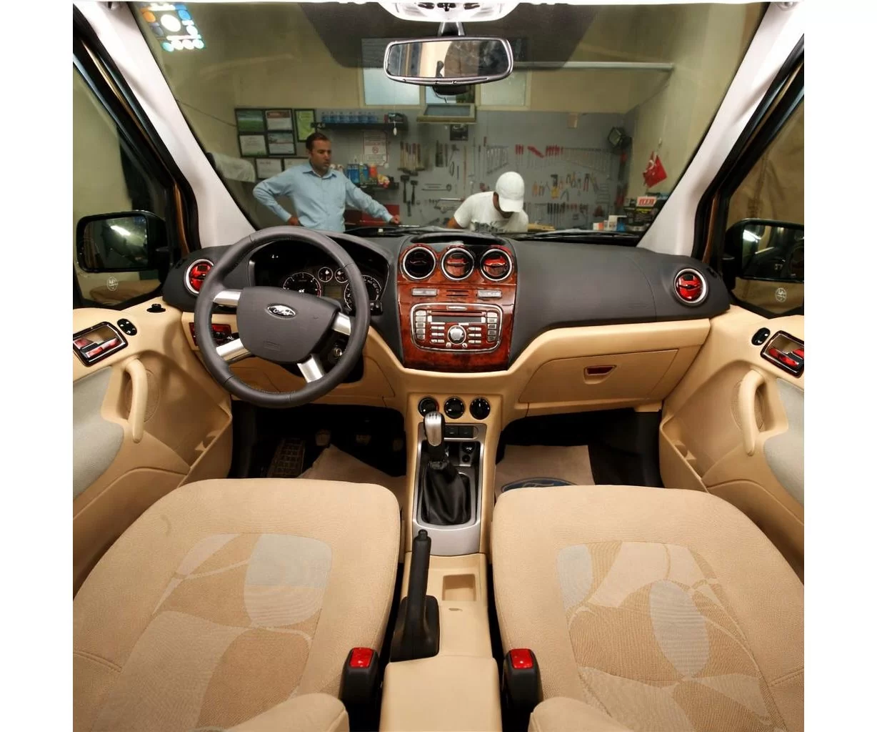 Ford Connect 05.09-01.14 Mascherine sagomate per rivestimento cruscotti 41-Decori