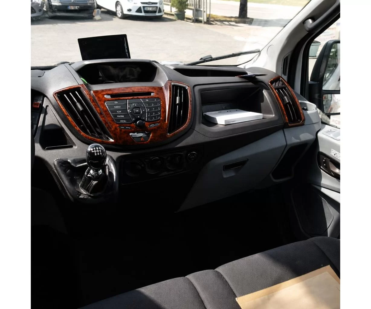 Ford Transit Custom Torneo 01.2014 Mascherine sagomate per rivestimento cruscotti 23-Decori