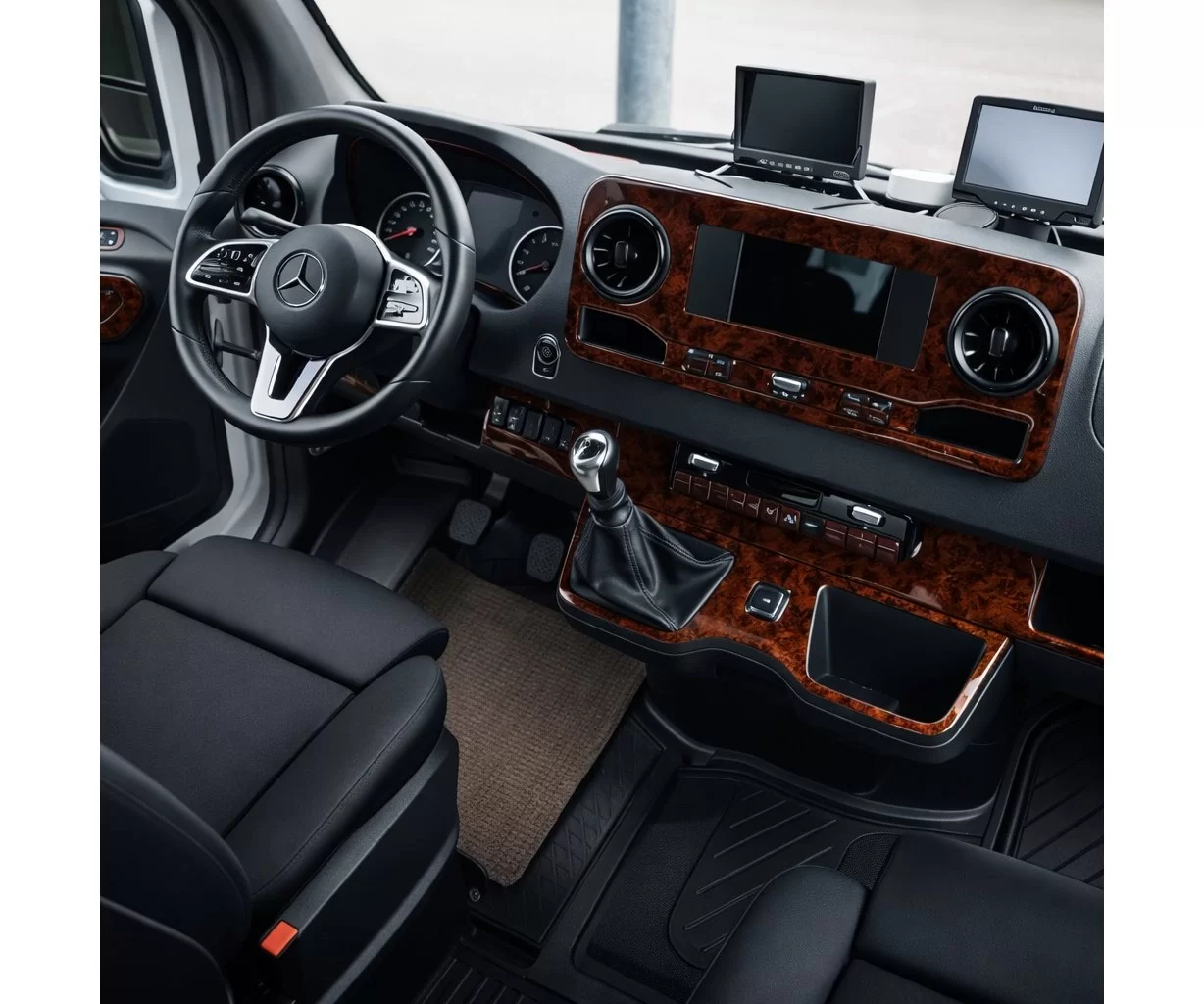 Mercedes Sprinter W907 2018 Mascherine sagomate per rivestimento cruscotti 66-Decori Mercedes Sprinter W907 2018 Mascherine sagomate per rivestimento cruscotti 66-Decori