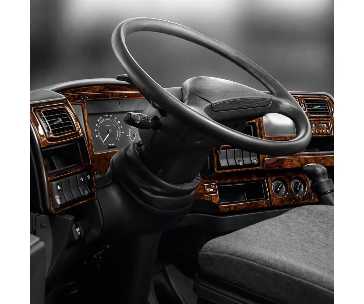 Renault Magnum 04.97-03.02 Mascherine sagomate per rivestimento cruscotti 28-Decori