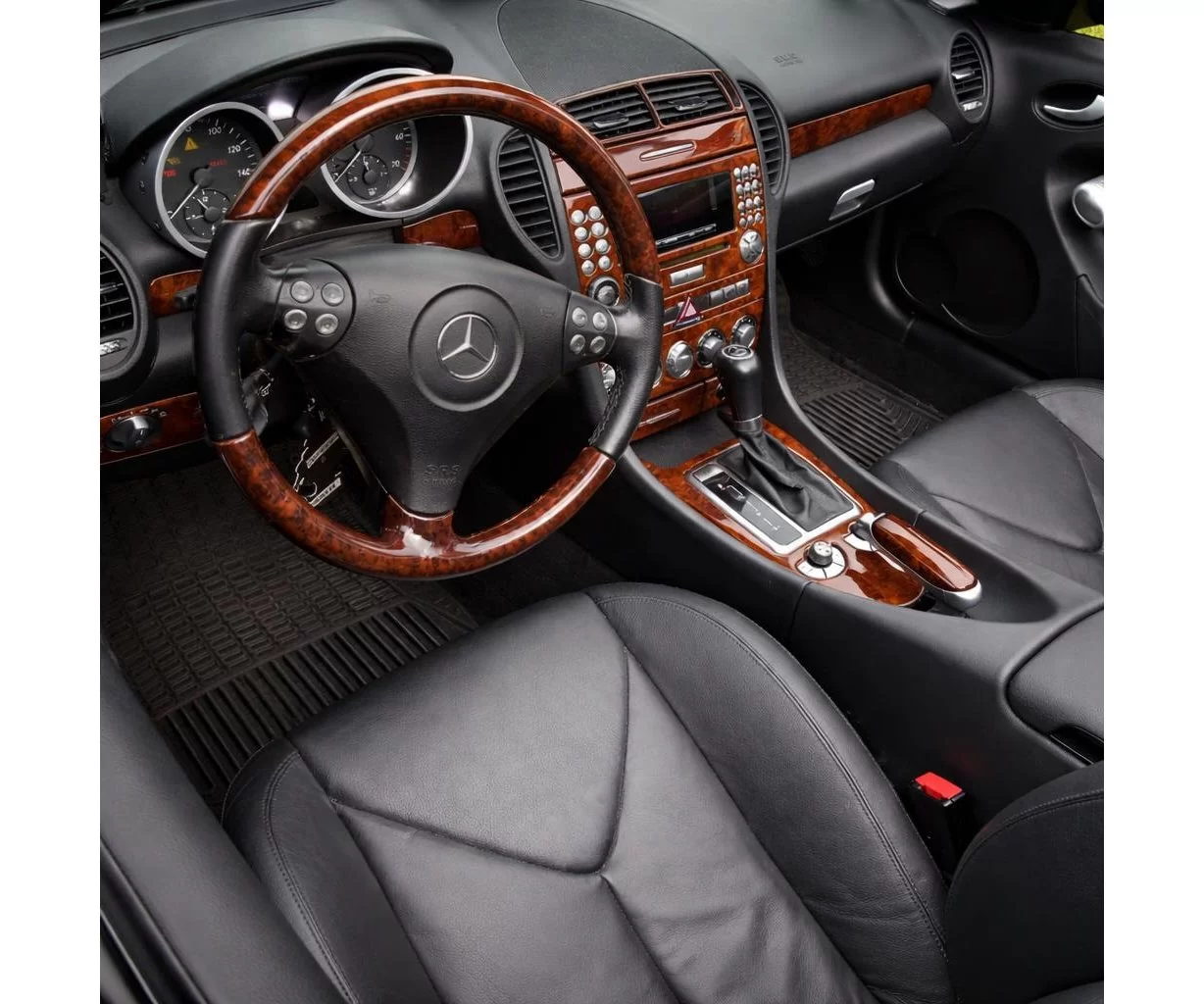 Mercedes SLK (R171) 2004-2010 Mascherine sagomate per rivestimento cruscotti 25-Decori