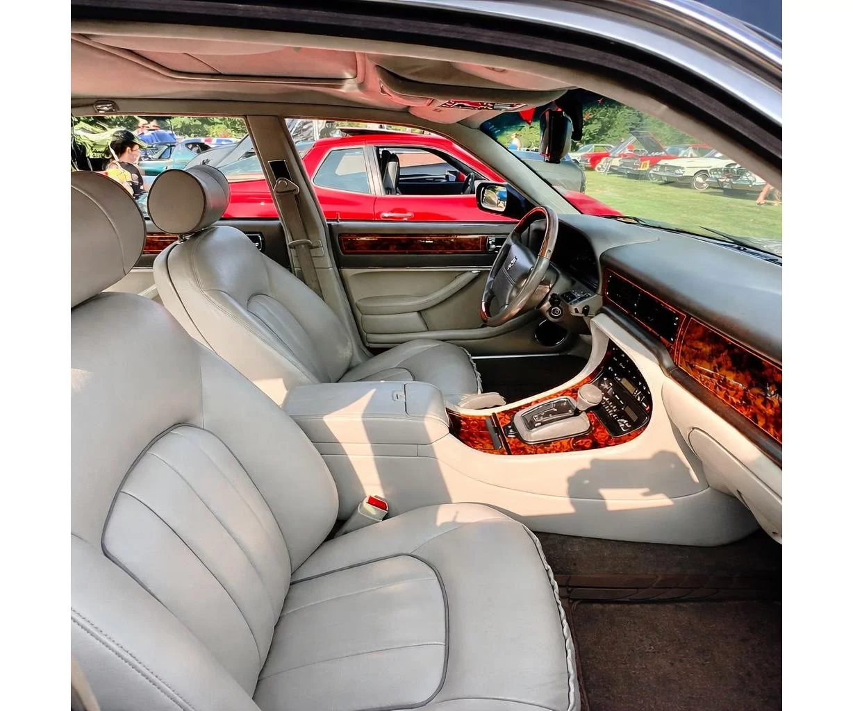 Daimler Jaguar XJ6/12, XJ40, VDP, Sovereign Full Set, Automatic Gear Mascherine sagomate per rivestimento cruscotti 