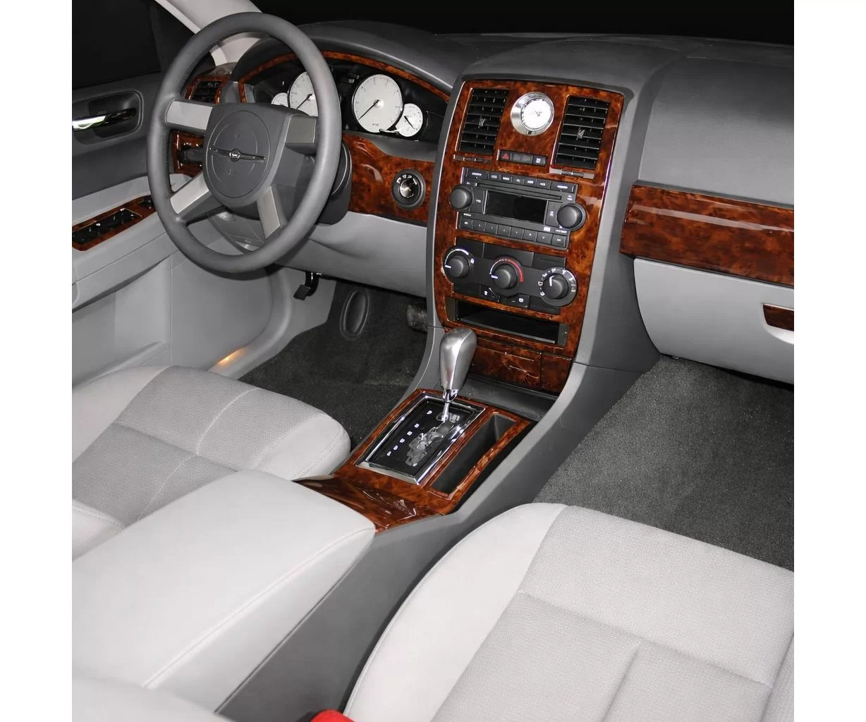 Chrysler 300 2005-2007 Full Set, Without NAVI system Mascherine sagomate per rivestimento cruscotti Chrysler 300 2005-2007 Full Set, Without NAVI system Mascherine sagomate per rivestimento cruscotti