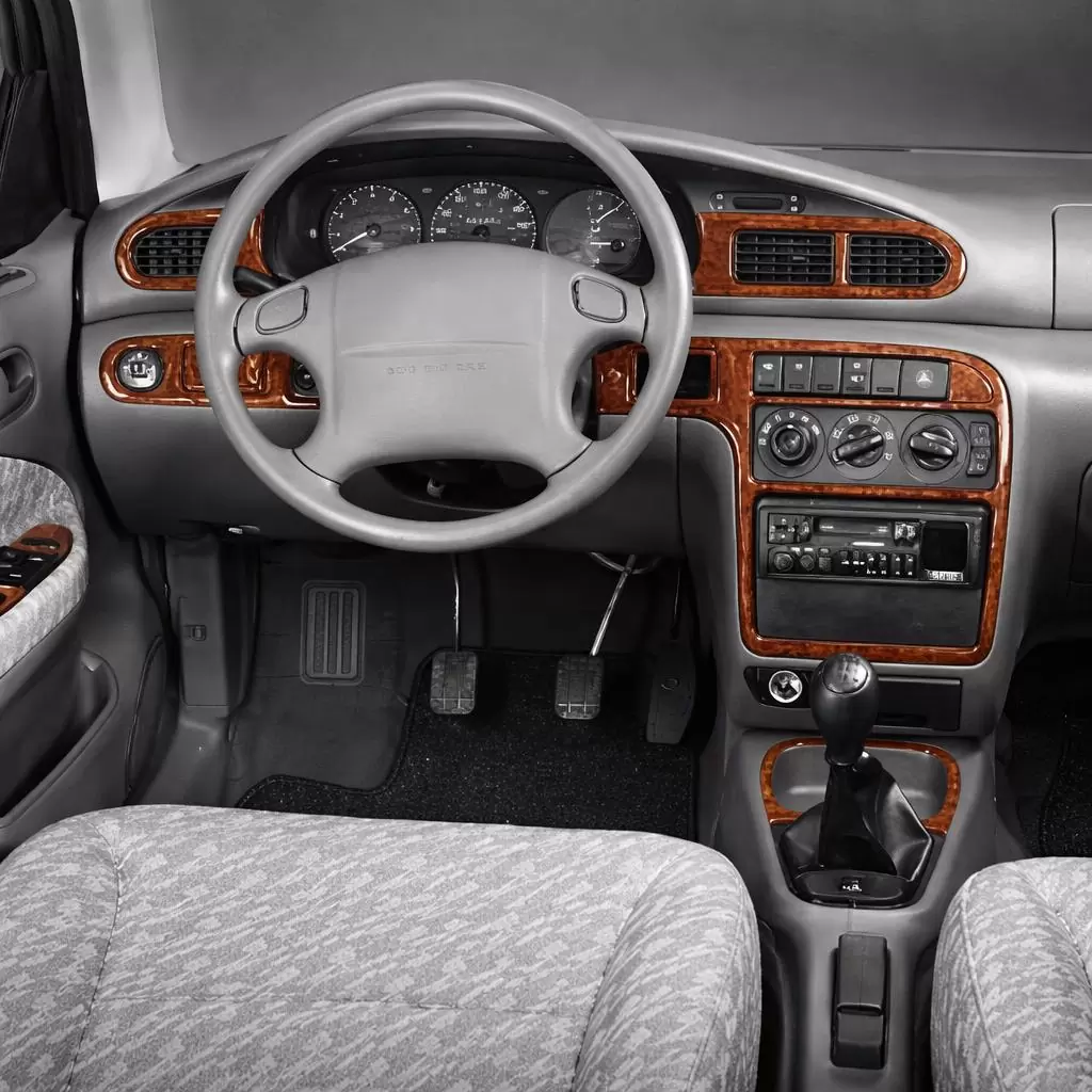 Kia Sephia 06.1995 Mascherine sagomate per rivestimento cruscotti 16-Decori