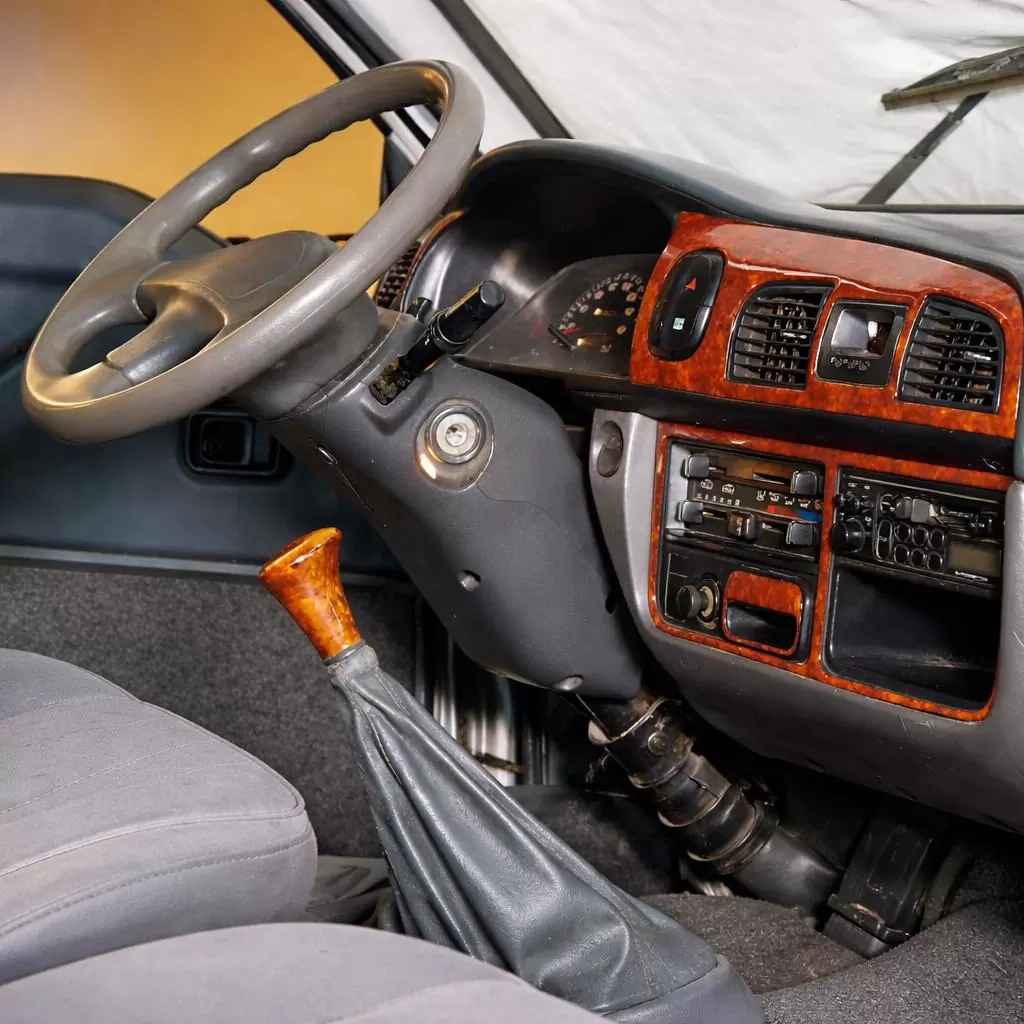 Hyundai H 100 01.98-07.04 Mascherine sagomate per rivestimento cruscotti 11-Decori Hyundai H 100 01.98-07.04 Mascherine sagomate per rivestimento cruscotti 11-Decori