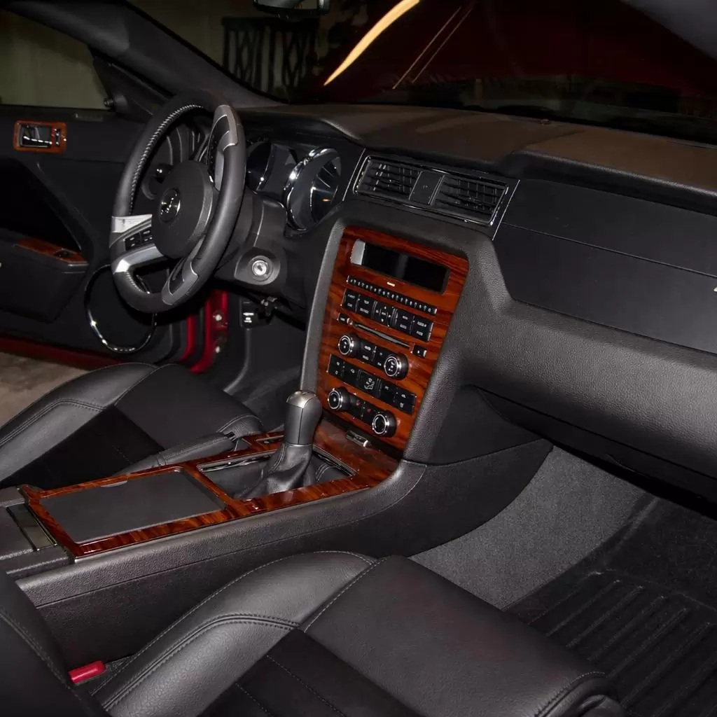 Ford Mustang 2010-UP Basic Set, Without NAVI Mascherine sagomate per rivestimento cruscotti Ford Mustang 2010-UP Basic Set, Without NAVI Mascherine sagomate per rivestimento cruscotti