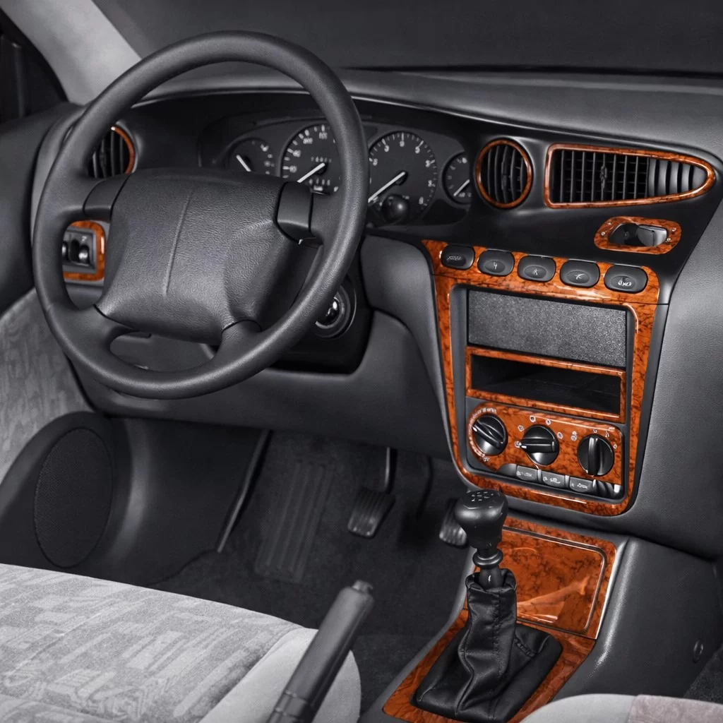 Daewoo Leganza 09.1997 Mascherine sagomate per rivestimento cruscotti 18-Decori