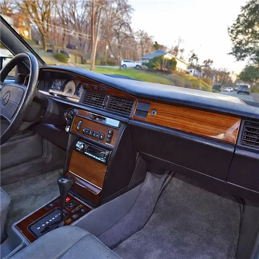 Mercedes Benz 190 1987-1992 Full Set, Manual Gear Box, With Sport Gauges Mascherine sagomate per rivestimento cruscotti 