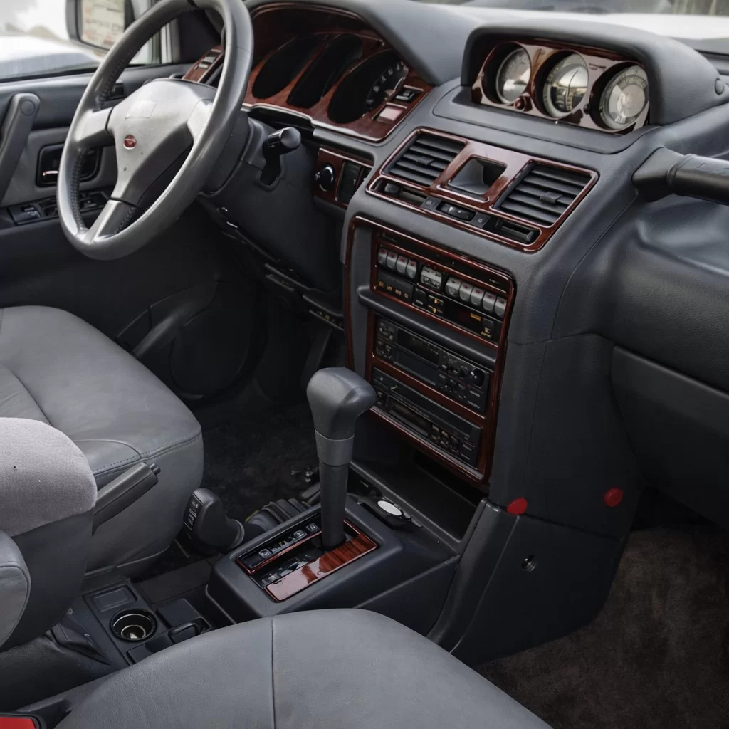 Mitsubishi Pajero/Montero 1991-1999 Full Set, 11 Parts Mascherine sagomate per rivestimento cruscotti 