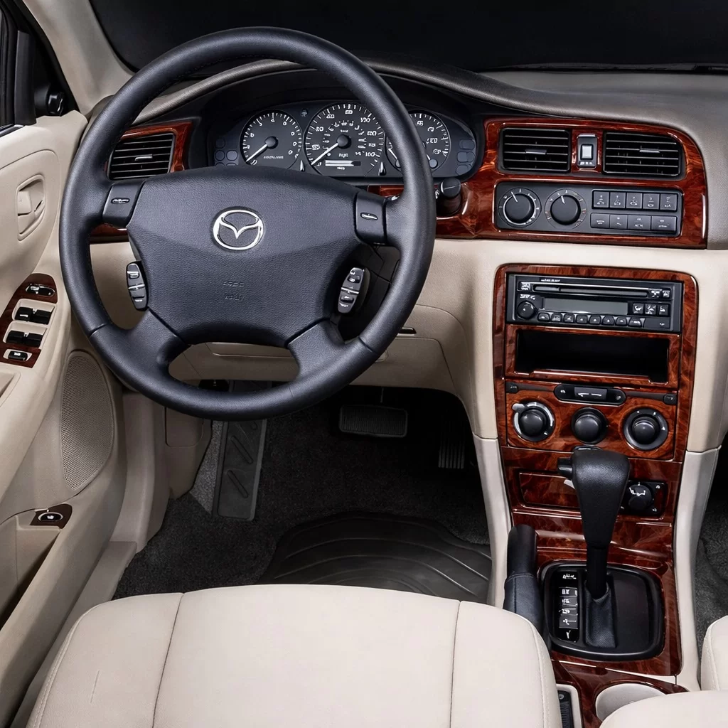 Mazda 626 1998-1999 Full Mascherine sagomate per rivestimento cruscotti Mazda 626 1998-1999 Full Mascherine sagomate per rivestimento cruscotti