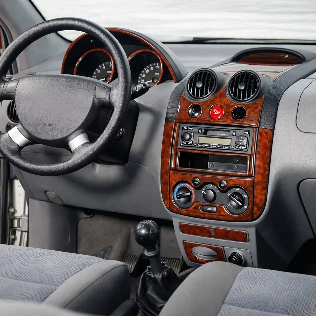 Chevrolet Aveo 03.04-01.06 Mascherine sagomate per rivestimento cruscotti 29-Decori