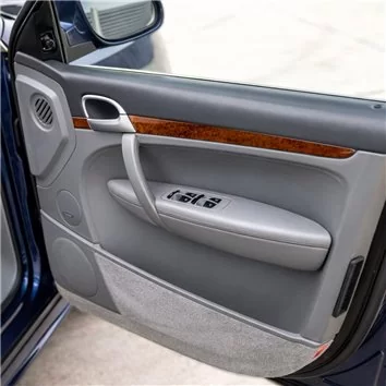 Porsche Cayenee 2003-UP With or Without NAVI Mascherine sagomate per rivestimento cruscotti Porsche Cayenee 2003-UP With or Without NAVI Mascherine sagomate per rivestimento cruscotti