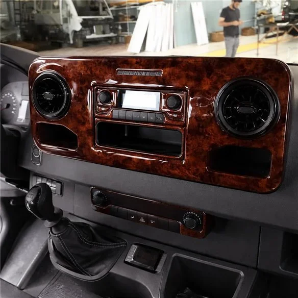 Mercedes-Benz Sprinter W907 Not specified Mercedes Sprinter W907 kit rivestimento cruscotto e interni 3D 40 pezzi