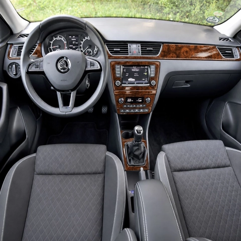 Skoda Rapid 2018 kit rivestimento cruscotto e interni 3D 11 pezzi