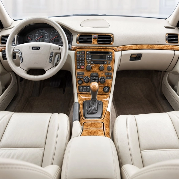 Volvo S80 1999-2003 con CD Player; OEM Compliance kit rivestimento cruscotto e interni 3D