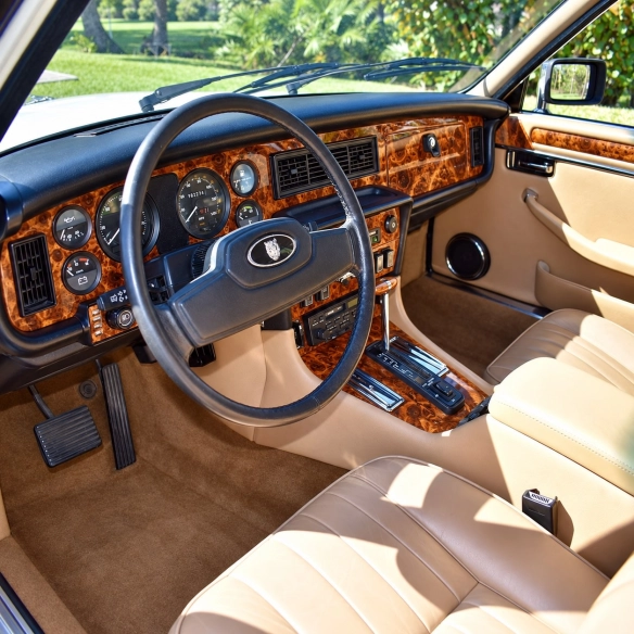 Jaguar XJ6 1983-1987 set completo; cambio automatico kit rivestimento cruscotto e interni 3D