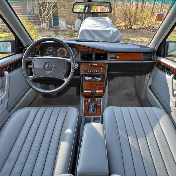 Mercedes-Benz 190 1993-1993 set completo; cambio manuale kit rivestimento cruscotto e interni 3D