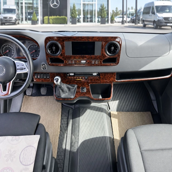Mercedes-Benz Sprinter W907 2018 kit rivestimento cruscotto e interni 3D 50 pezzi