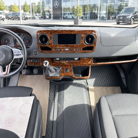 Mercedes-Benz Sprinter W907 2018 kit rivestimento cruscotto e interni 3D 50 pezzi