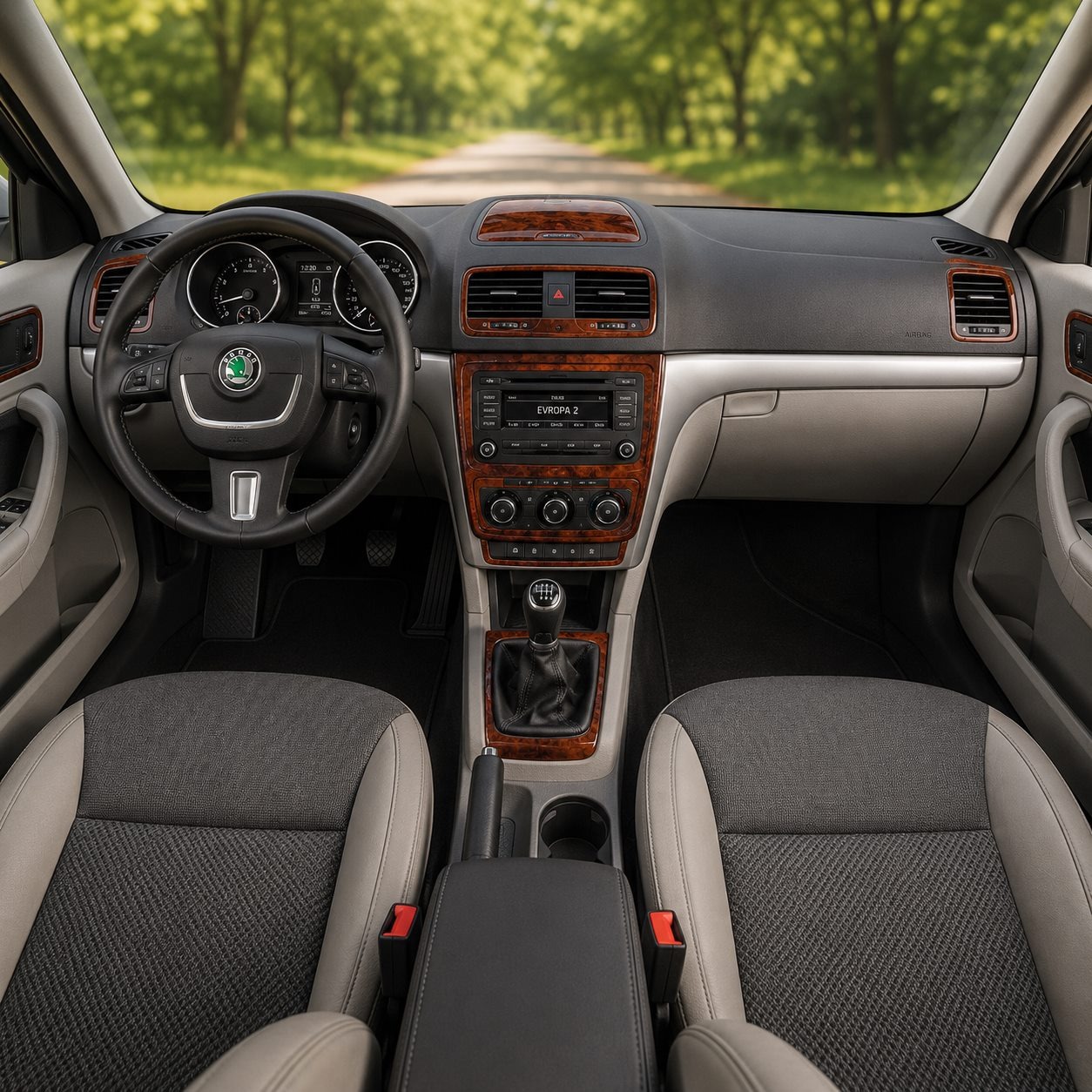 Škoda Yeti dal 2010: il kit cruscotto da 36 pezzi spiegato